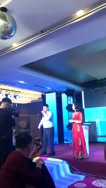 新人有悲欢离合,悲欢离合的青春篇章